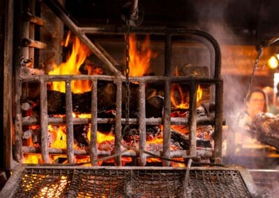 Carvón Moraira: vuurkeuken in het oude centrum